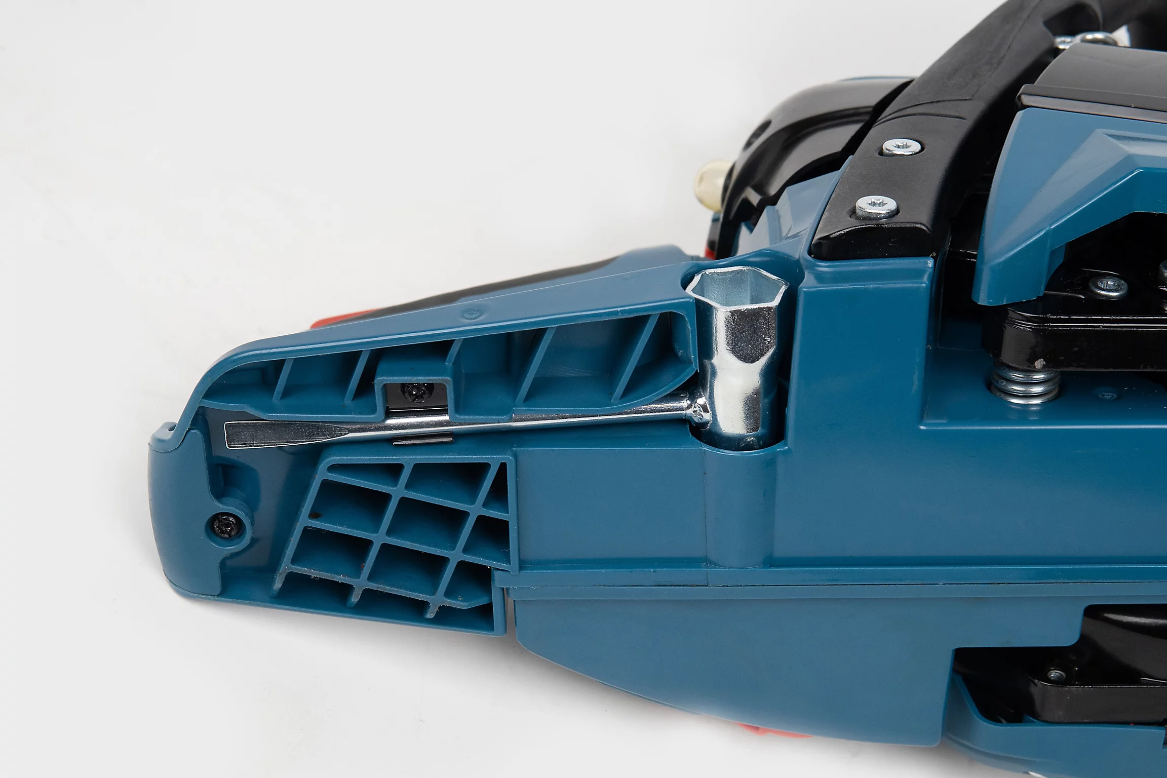 Erbauer ECSP41 41cc 400mm Petrol Chainsaw - Image 10
